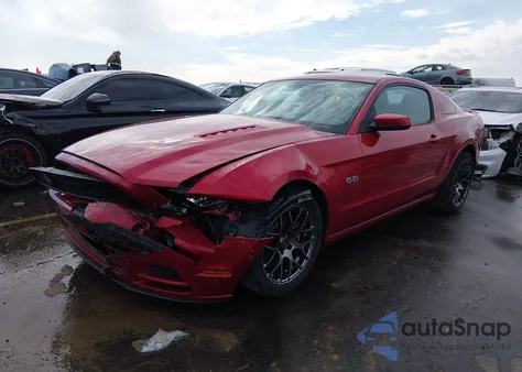 2013 Ford Mustang Gt Premium z USA, uszkodzony, nr VIN 1ZVBP8CF1D5252848